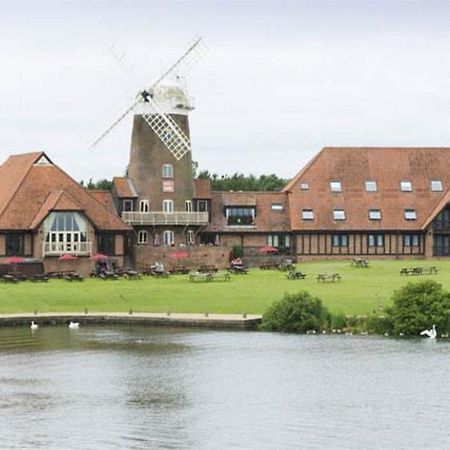 Premier Inn Milton Keynes South 외부 사진