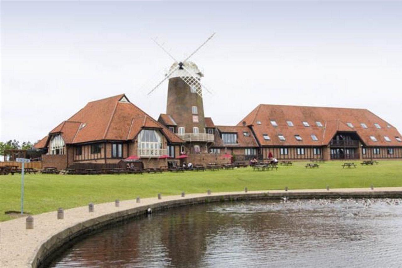Premier Inn Milton Keynes South 외부 사진